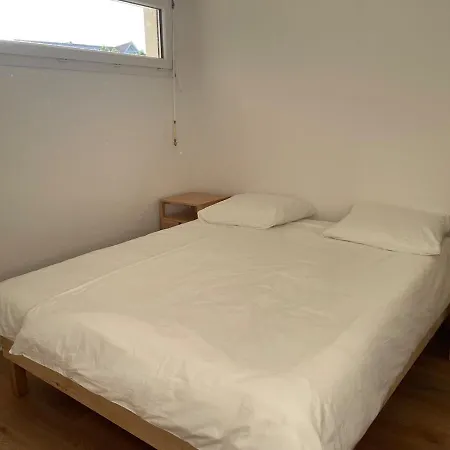 Apartment Centre